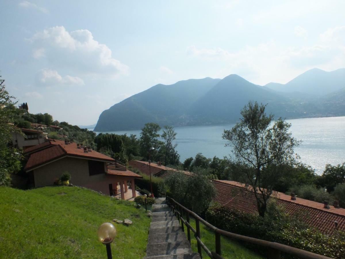 App. Monte Isola Vista Panoramica Exterior foto